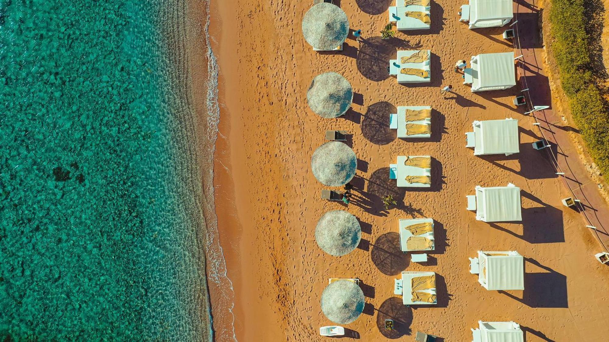 Domina Coral Bay Resort, Diving , Spa & Casino Sharm El Sheikk Exterior foto Aerial view of the beach